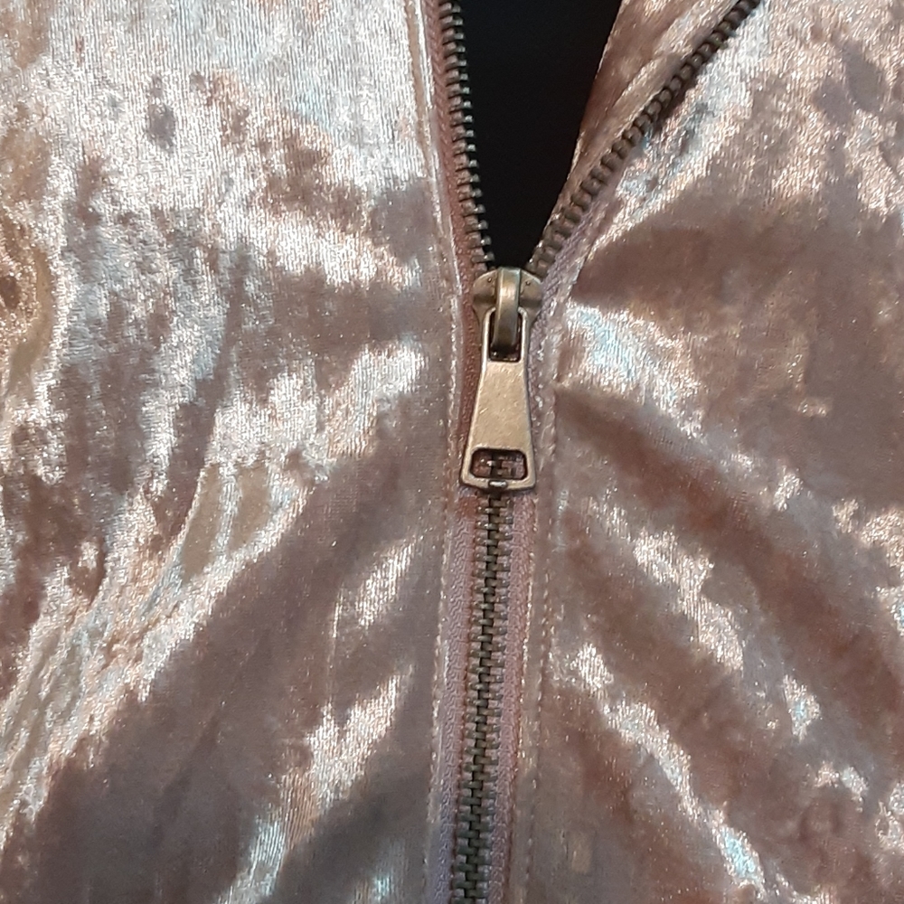 Mauve Crushed Velvet Bomber Jacket! - Picture 2 of 9